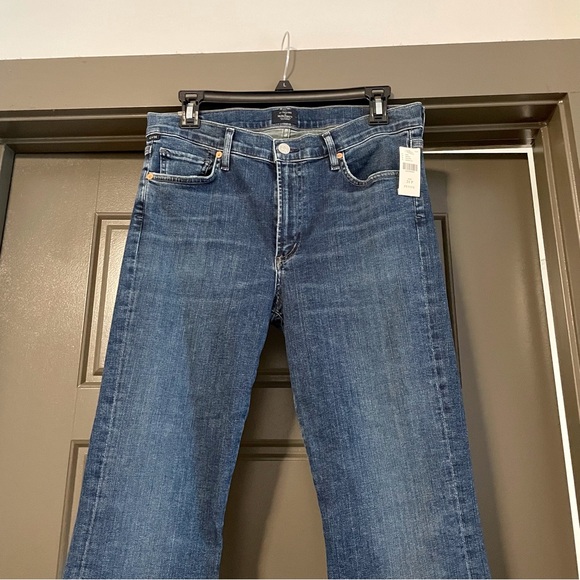 Citizens of Humanity Emanuelle Petite Slim Boot Jeans - Picture 2 of 7